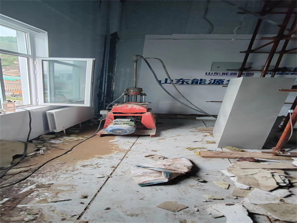 五寨地基基础下沉墙体裂缝加固注浆顶升施工